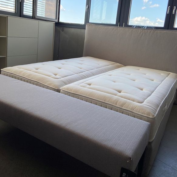Boxspringbett Como von Riposana