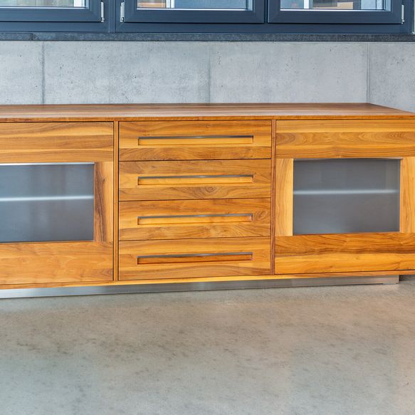 Sideboard Nussbaum von Form Exclusiv